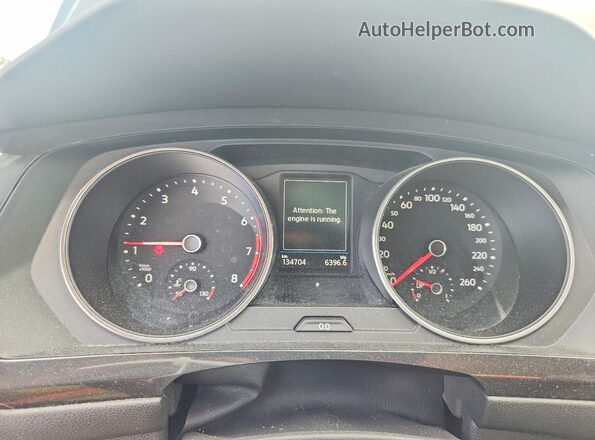 3VV2B7AX8JM157282 2018 VOLKSWAGEN TIGUAN Gray 