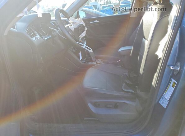 3VV2B7AX8KM079930 2019 VOLKSWAGEN TIGUAN Blue Սալոնի դիմացի տեսք