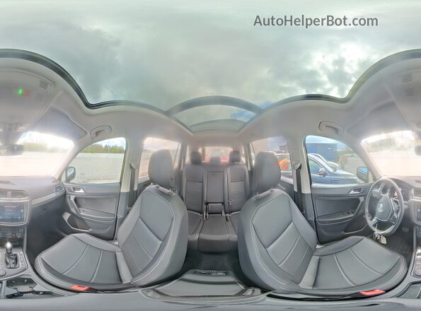 3VV2B7AX8MM072771 2021 VOLKSWAGEN TIGUAN Black 360 interior view