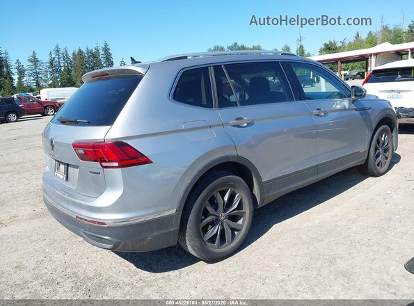 3VV2B7AX8NM008344 2022 VOLKSWAGEN TIGUAN Серебряный 