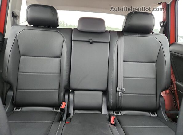 3VV2B7AX9JM190176 2018 VOLKSWAGEN TIGUAN Orange 