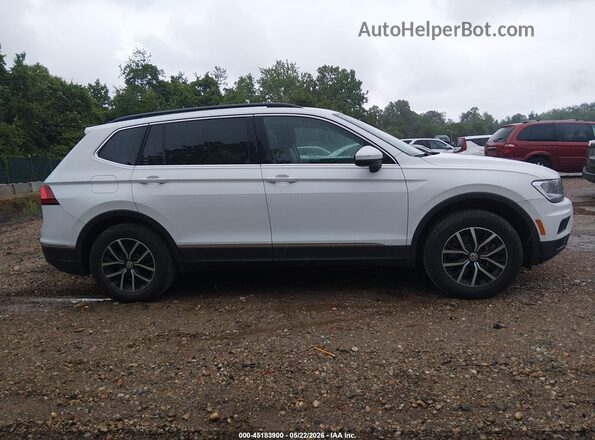 3VV2B7AX9MM008030 2021 VOLKSWAGEN TIGUAN Белый Вид задней части салона