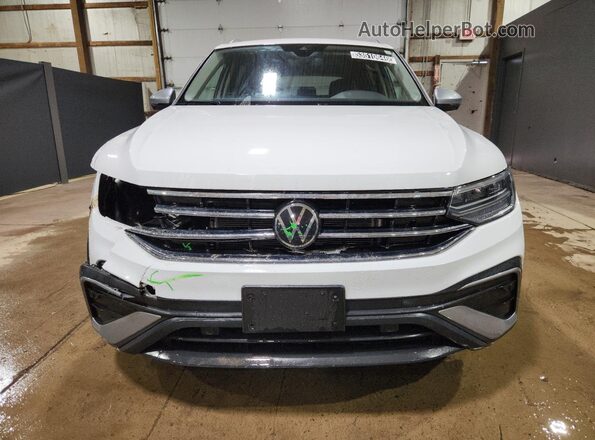 3VV2B7AXXRM201780 2024 VOLKSWAGEN TIGUAN White Սալոնի 360 աստիճան տեսք