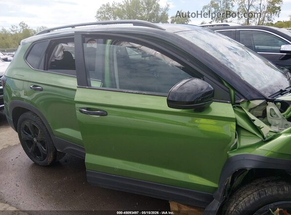 3VV2C7B23SM062453 2025 VOLKSWAGEN TAOS Green Սալոնի 360 աստիճան տեսք