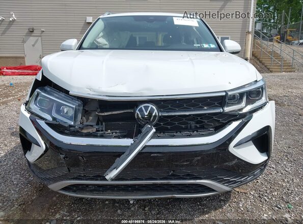 3VV2X7B22NM085702 2022 VOLKSWAGEN TAOS White 