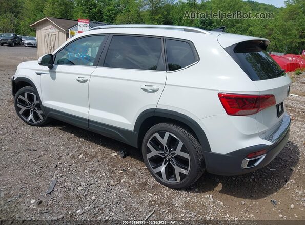 3VV2X7B22NM085702 2022 VOLKSWAGEN TAOS White 