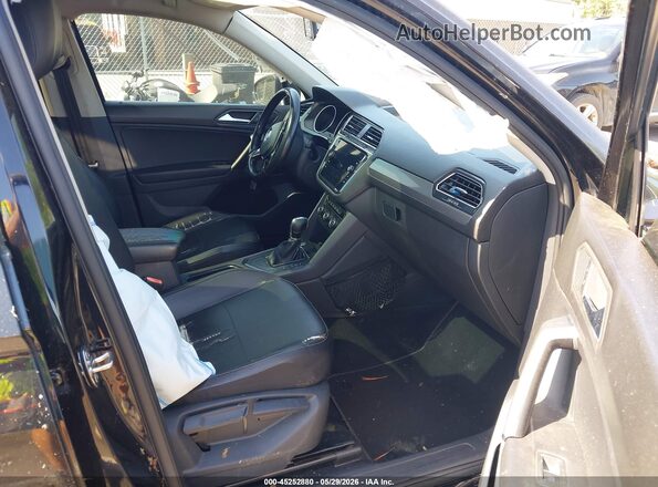 3VV3B7AX0KM090327 2019 VOLKSWAGEN TIGUAN Black Սալոնի դիմացի տեսք
