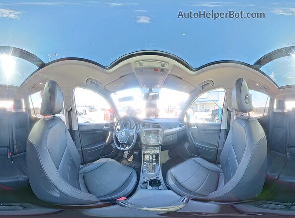 3VV3B7AX0LM059399 2020 VOLKSWAGEN TIGUAN Серебряный 