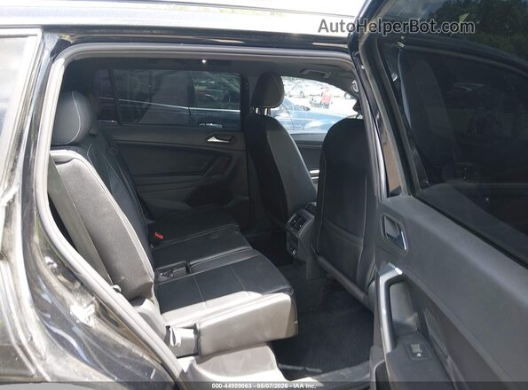 3VV3B7AX0MM087396 2021 VOLKSWAGEN TIGUAN Black Widok naklejki z numerem VIN