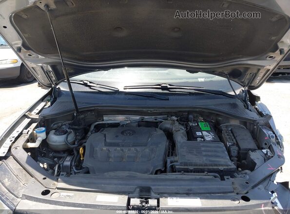 3VV3B7AX1JM017854 2018 VOLKSWAGEN TIGUAN Gray Vista trasera