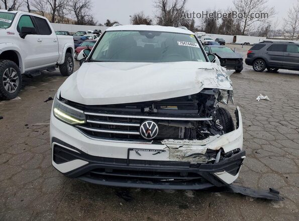 3VV3B7AX1RM043950 2024 VOLKSWAGEN TIGUAN White Widok z przodu