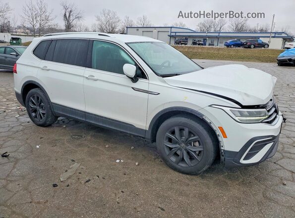 3VV3B7AX1RM043950 2024 VOLKSWAGEN TIGUAN White Przód prawy