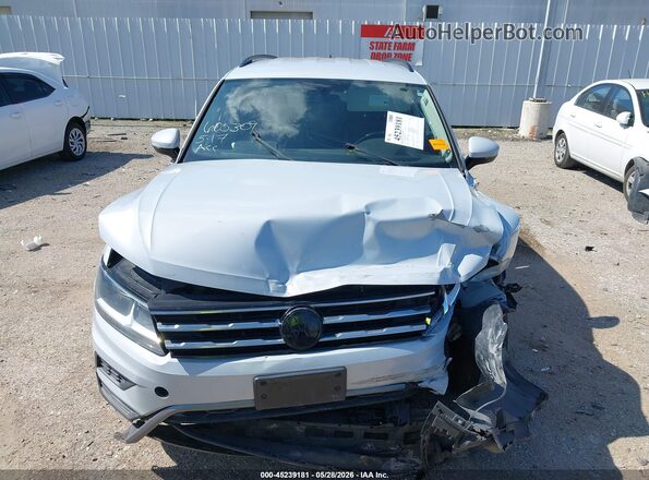 3VV3B7AX2JM078663 2018 VOLKSWAGEN TIGUAN Silver Widok zestawu wskaźników