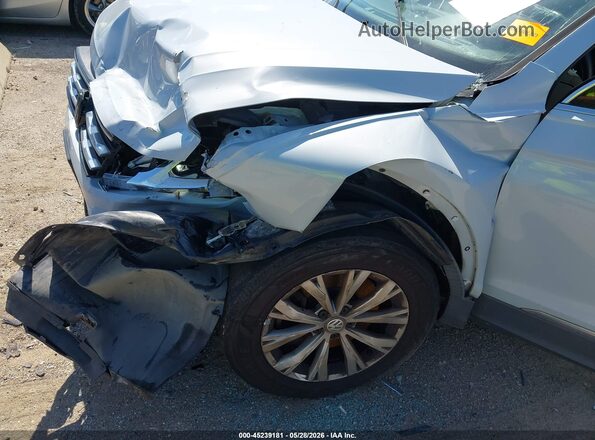 3VV3B7AX2JM078663 2018 VOLKSWAGEN TIGUAN Silver 