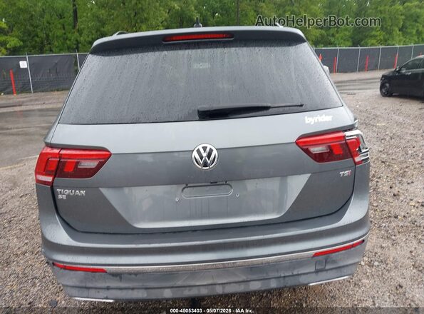 3VV3B7AX2JM169156 2018 VOLKSWAGEN TIGUAN Серый 