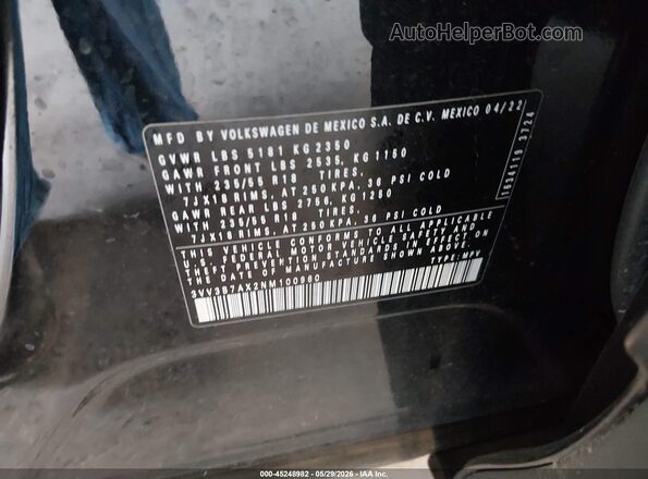 3VV3B7AX2NM100960 2022 VOLKSWAGEN TIGUAN Black Vista del compartimento del motor