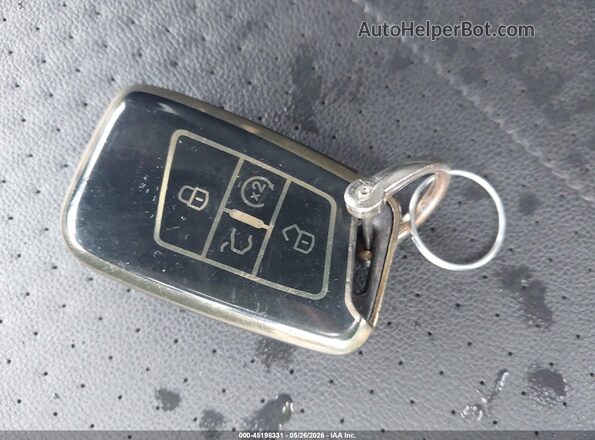 3VV3B7AX3JM089882 2018 VOLKSWAGEN TIGUAN White Vista del salpicadero