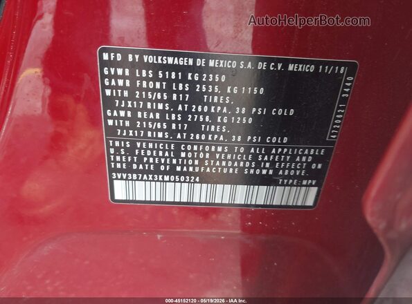 3VV3B7AX3KM050324 2019 VOLKSWAGEN TIGUAN Red Vista del compartimento del motor