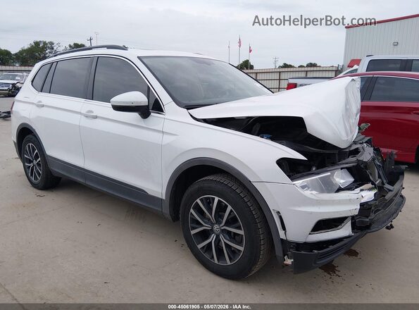 3VV3B7AX3KM194472 2019 VOLKSWAGEN TIGUAN White Widok wnętrza 360 stopni