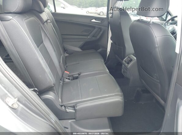 3VV3B7AX3LM062832 2020 VOLKSWAGEN TIGUAN Gray VIN կոդի պիտակի տեսք
