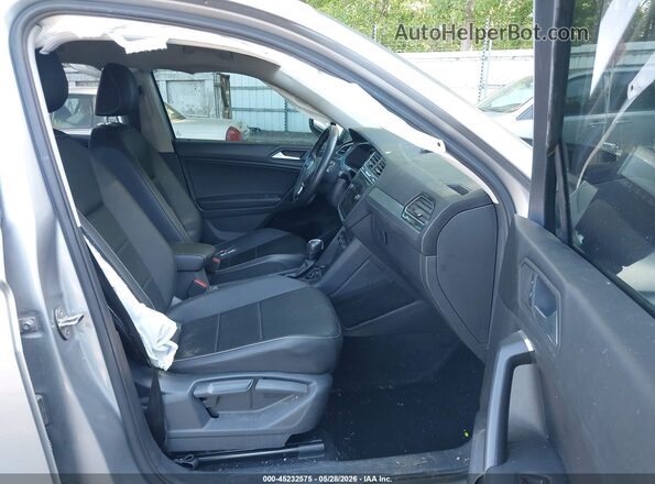 3VV3B7AX3MM027287 2021 VOLKSWAGEN TIGUAN Silver Вид салону спереду