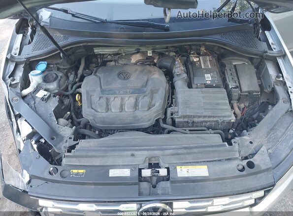 3VV3B7AX3MM027287 2021 VOLKSWAGEN TIGUAN Silver Вид ззаду