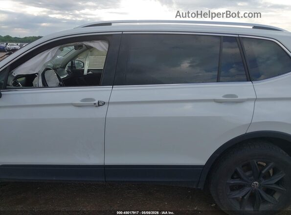 3VV3B7AX3RM109592 2024 VOLKSWAGEN TIGUAN White Widok wnętrza 360 stopni