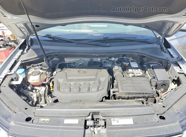 3VV3B7AX4LM013834 2020 VOLKSWAGEN TIGUAN Silver Engine compartment view
