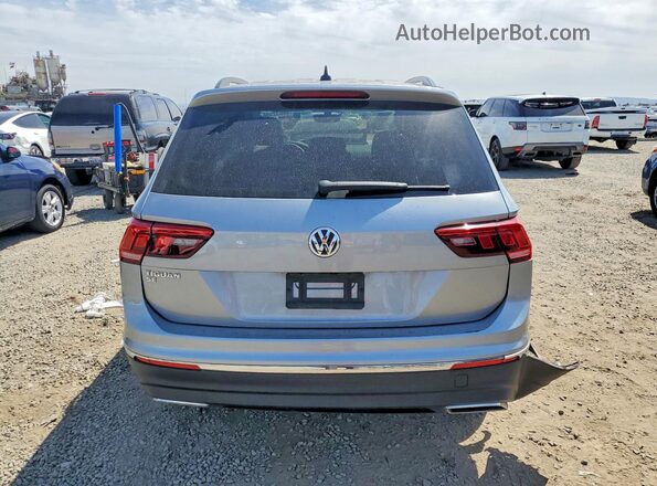 3VV3B7AX4LM013834 2020 VOLKSWAGEN TIGUAN Silver Rear view