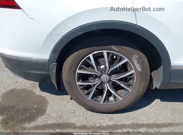 3VV3B7AX4MM088566 2021 VOLKSWAGEN TIGUAN White Front view