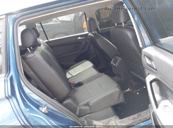 3VV3B7AX5JM021552 2018 VOLKSWAGEN TIGUAN Blue Widok naklejki z numerem VIN