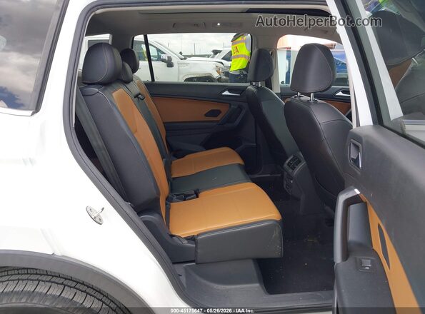 3VV3B7AX5KM155236 2019 VOLKSWAGEN TIGUAN Белый Вид наклейки с VIN-кодом