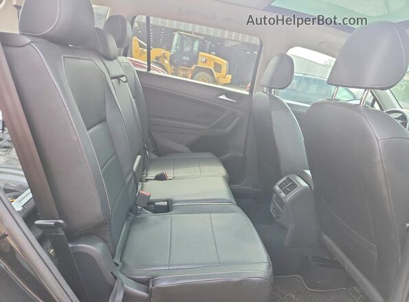 3VV3B7AX5MM004772 2021 VOLKSWAGEN TIGUAN Black 