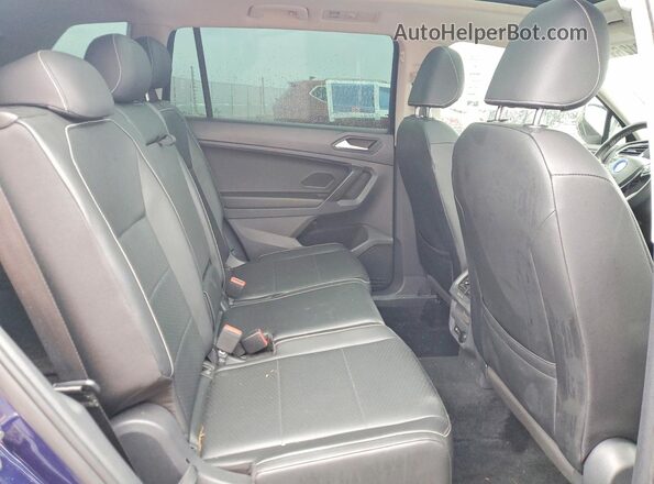 3VV3B7AX5MM082582 2021 VOLKSWAGEN TIGUAN Blue Rear interior view