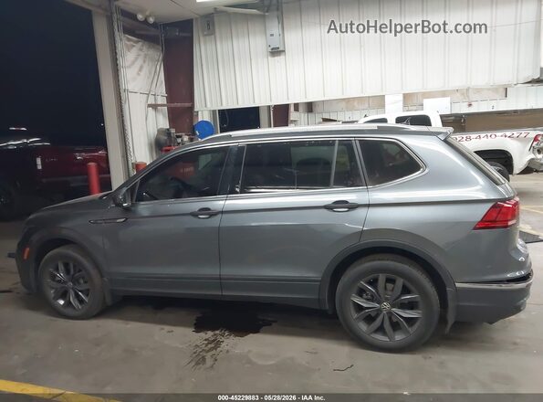 3VV3B7AX5PM062434 2023 VOLKSWAGEN TIGUAN Gray Панорамний вид салону 360°