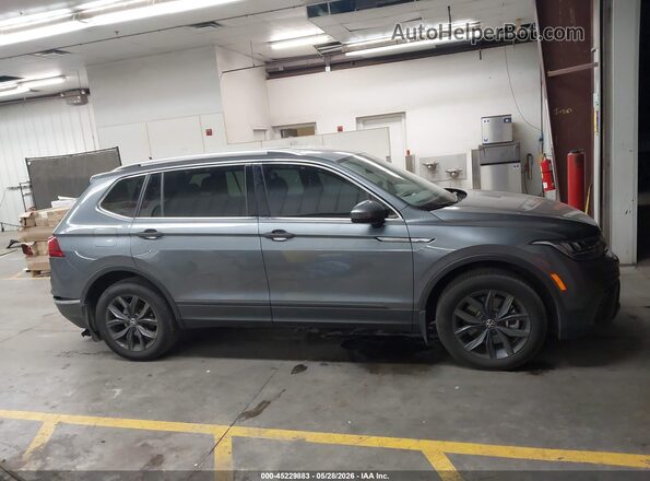 3VV3B7AX5PM062434 2023 VOLKSWAGEN TIGUAN Gray Вид задньої частини салону