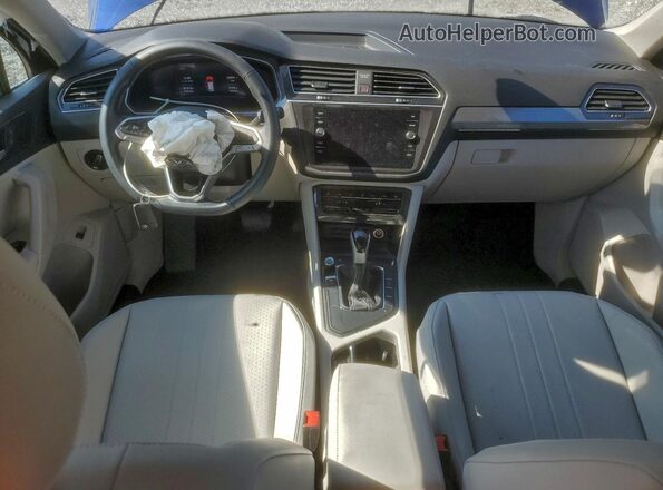 3VV3B7AX5RM046740 2024 VOLKSWAGEN TIGUAN Синий Вид панели приборов