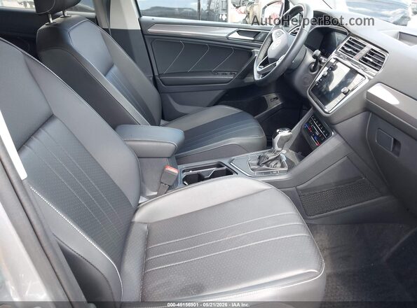 3VV3B7AX5RM168742 2024 VOLKSWAGEN TIGUAN Gray Widok wnętrza z przodu