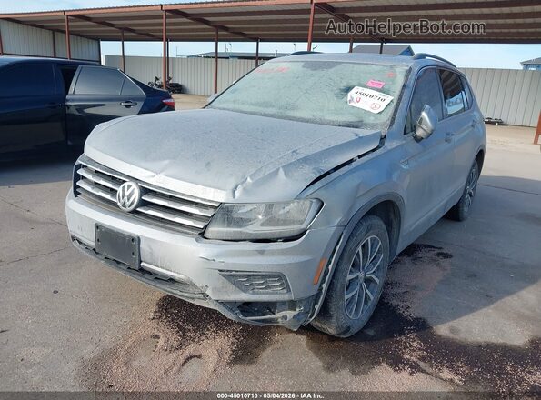 3VV3B7AX6LM082931 2020 VOLKSWAGEN TIGUAN Gray Widok z przodu