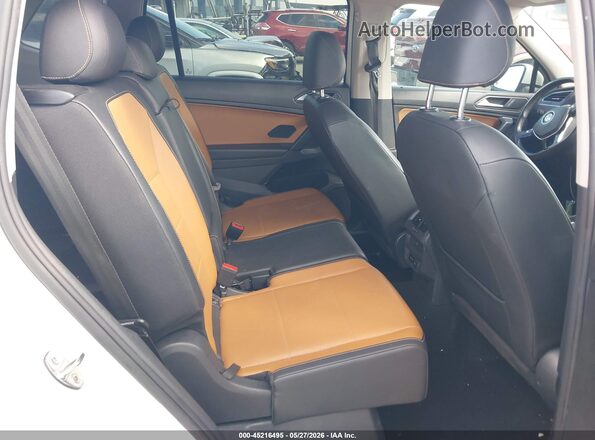 3VV3B7AX7KM119970 2019 VOLKSWAGEN TIGUAN White Вид наклейки з VIN-кодом