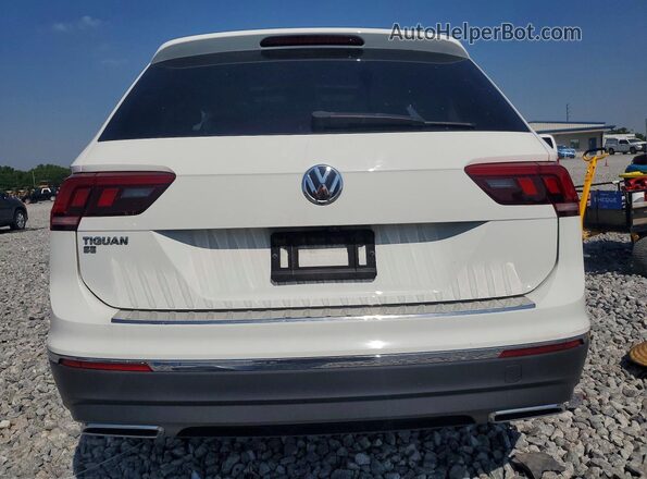 3VV3B7AX7MM047526 2021 VOLKSWAGEN TIGUAN White Rear view
