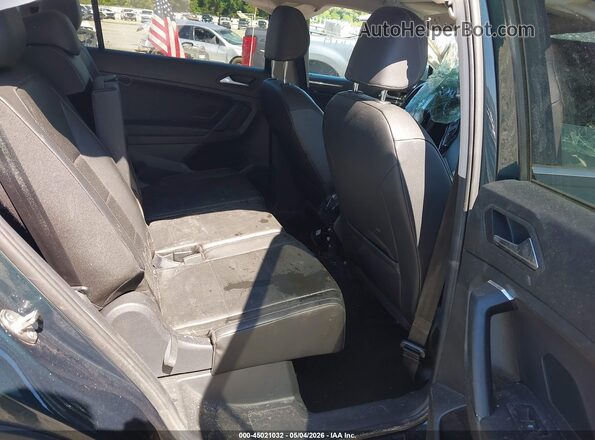 3VV3B7AX8KM040503 2019 VOLKSWAGEN TIGUAN Зеленый 