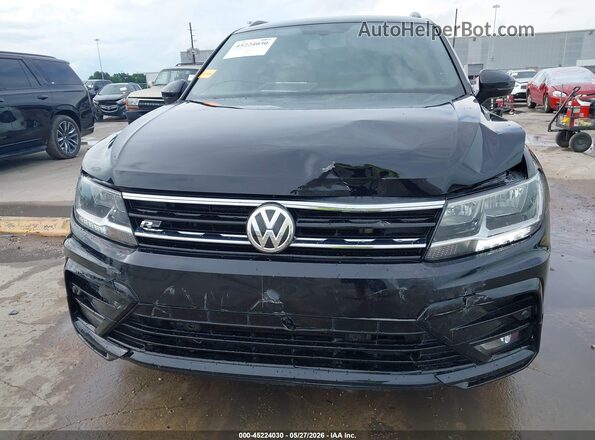 3VV3B7AX8LM152607 2020 VOLKSWAGEN TIGUAN Black Front view