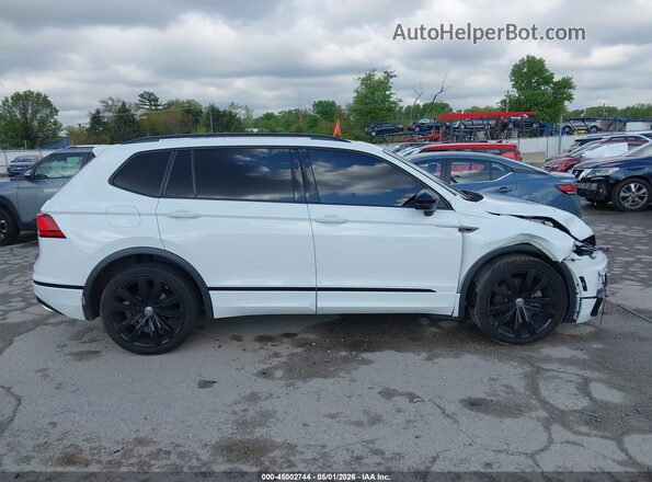 3VV3B7AX8MM123643 2021 VOLKSWAGEN TIGUAN White Вид задньої частини салону