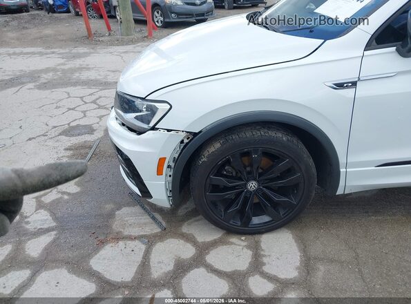 3VV3B7AX8MM123643 2021 VOLKSWAGEN TIGUAN White Вид спереду