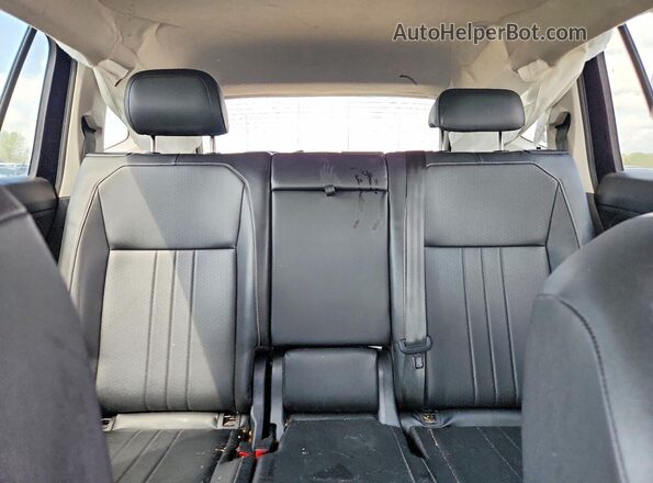 3VV3B7AX8RM049860 2024 VOLKSWAGEN TIGUAN Black 