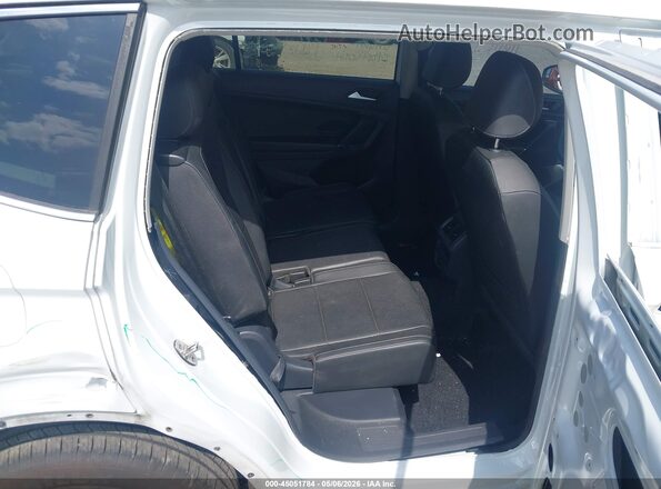 3VV3B7AX9LM063211 2020 VOLKSWAGEN TIGUAN White VIN sticker view