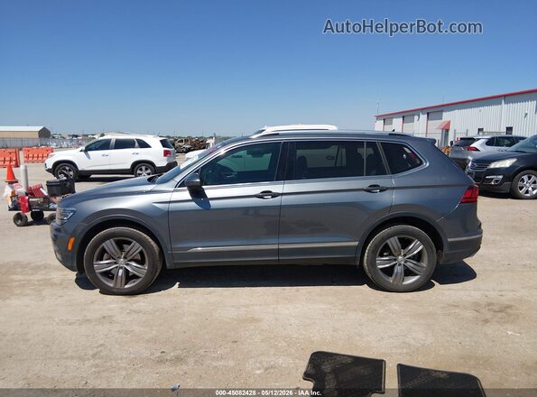 3VV4B7AX0JM195789 2018 VOLKSWAGEN TIGUAN Серый Панорамный вид салона 360°