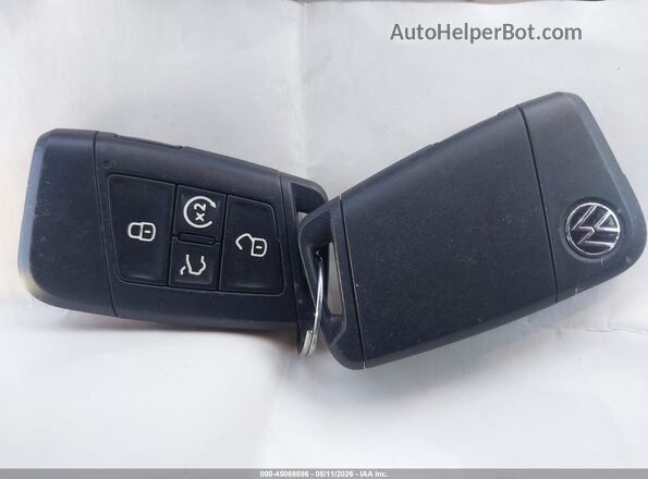 3VV4B7AX0NM050824 2022 VOLKSWAGEN TIGUAN Gray 