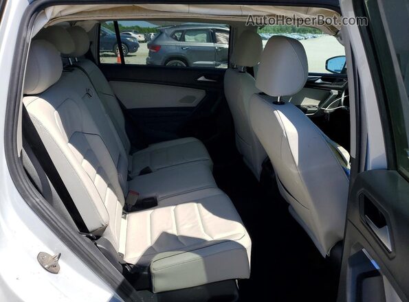 3VV4B7AX2KM054899 2019 VOLKSWAGEN TIGUAN White 